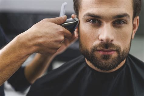 Bienvenue chez coiffure homme eric. Les salons de coiffure à la conquête des hommes - Coiffure ...