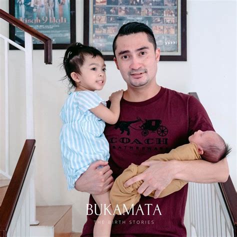 10 Potret Baby Abidzar Qiyas Putra Reza Pahlevi
