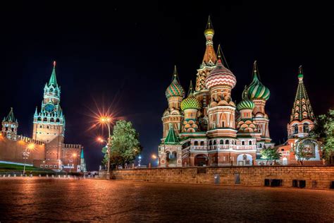 Visite Nocturne Dans Moscou Moscoufr