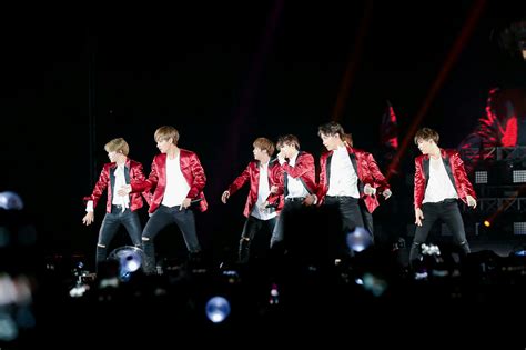 Bts The Wings Tour~ 2017 Bts Live Trilogy Episode Lll In Jakarta
