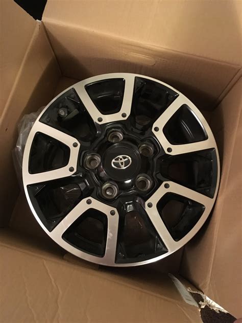 For Sale Co Set Of 2014 18 Tundra Trd Wheels Ih8mud Forum
