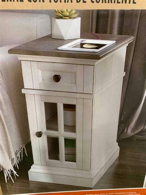 Tresanti Chairside Table With Power Outlets And Usb Charging Ports White