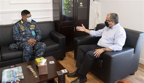 I positive communications ltd creative director : Bangladesh Navy official visits damaged UNIFIL Maritime ...