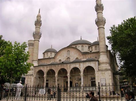 Yeni malatyaspor televizyon kanalını canlı yayın ile bu sayfadan. Dünya'nın Bütün Camileri: Yeni Cami, Battalgazi, Malatya