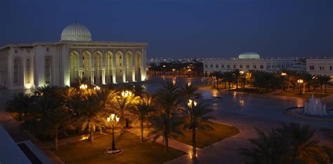 Learn about the defining features of private universities and how they differ from public universities and a liberal arts colleges. News | American University of Sharjah