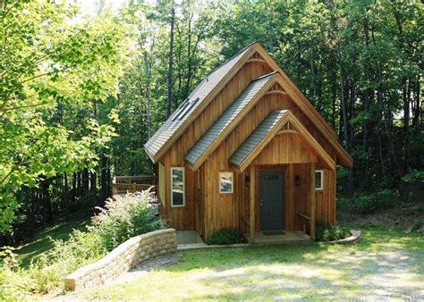 Luxurious cabin in the woods! Liberty Hill is an adorable, picturesque cabin in the ...