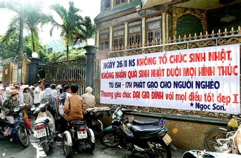 Trước hết, ubnd tỉnh điện biên đã chỉ đạo đưa ông hải về trung tâm tỉnh để bố trí cách ly phòng, chống dịch bệnh, chủ tịch ubnd thị xã mường lay nói với zing. Ca sỹ Ngọc Sơn bao nhiêu tuổi và các thông tin cá nhân bất ...