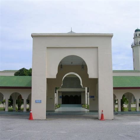 From wikimedia commons, the free media repository. Masjid Al-Hasanah, Bangi - Sahala