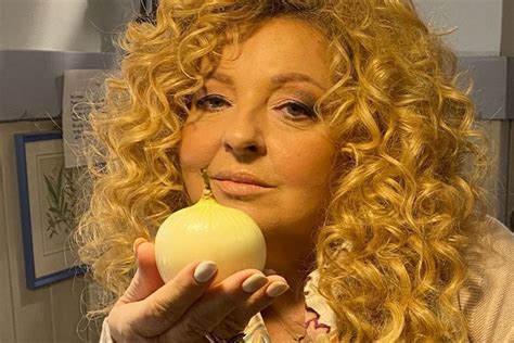 Gessler is known for presenting tv programme kuchenne rewolucje (polish version of kitchen nightmares) and judging in polish. Magda Gessler otwiera sklep online! Co u niej kupimy? I ...