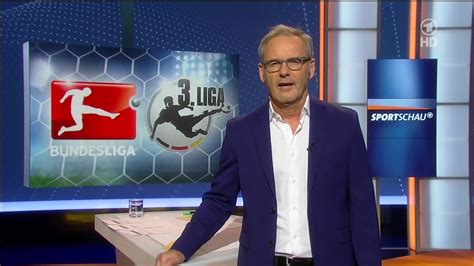 First position in the table is holding the team duisburg. Sportschau 3 Bundesliga 04 10 2014 - German Television