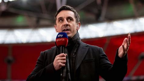 Dragons Den Gary Neville To Join Show As Guest Dragon For New Series