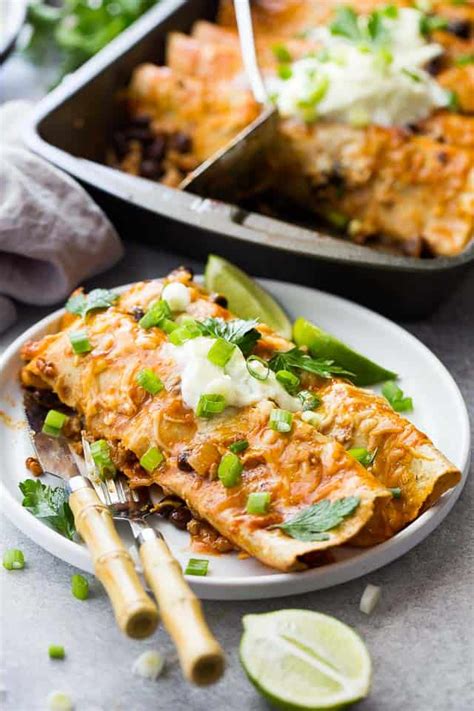 All of these recipes come together using a handful of basic pantry items.they were designed to be fast with minimal prep, making them. Ground Turkey Black Bean Enchiladas | Easy Ground Turkey ...