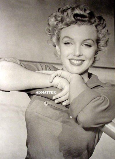 Marilyn Monroe Pin Up Poster Pretty Smile Candid Shot