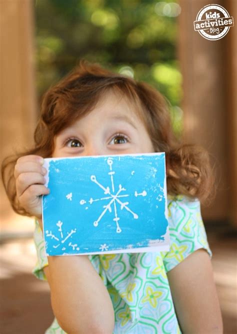 Here are some wonderful diy card ideas for kids! Card Making Gift Kit {Homemade Gift for Kids}