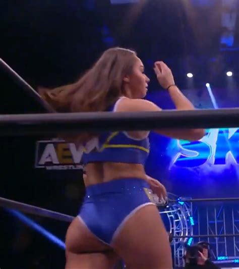 Skye Blue May Have The Best Ass In Aew Absolutely Incredible Wrestlewiththeplot