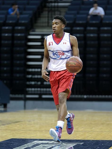 Was michael jordan slapping malik monk on the head a 'tap of endearment?' | Arkansas guard Malik Monk has an offer from Kentucky and ...