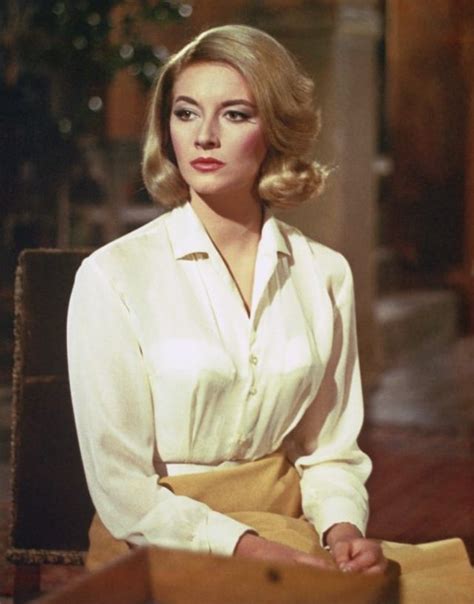 Italian Classic Beauty 22 Glamorous Photos Of Daniela Bianchi In The