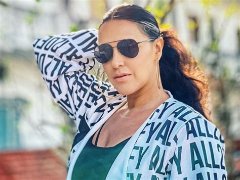 Neha Dhupia Trolled After She Loses Calm On A Roadies Participant For