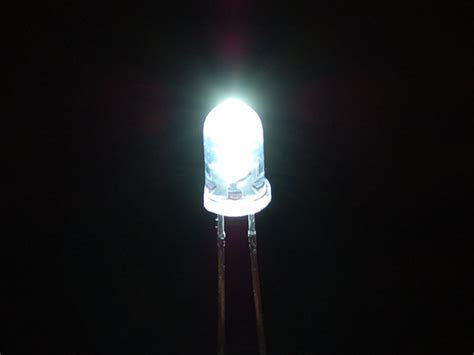 White objects fully reflect and scatter all the visible wavelengths of. Super Bright White 5mm LED (25 pack) ID: 754 - $6.95 ...