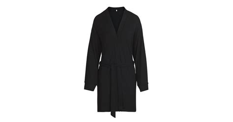 We already have 10 such skins by nickname in our database. Skims Sleep Robe in Onyx | Kim Kardashian Released a Skims ...