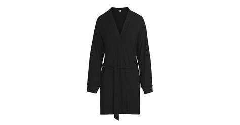 Best pyjama minecraft skins for free. Skims Sleep Robe in Onyx | Kim Kardashian Released a Skims ...