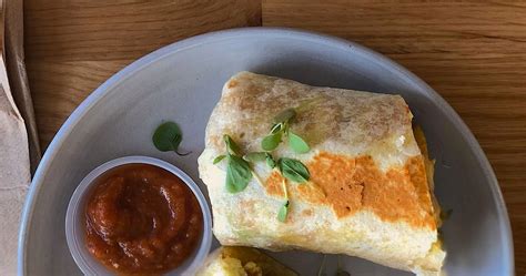 What Exactly Is A California Burrito How To Recreate It At Home