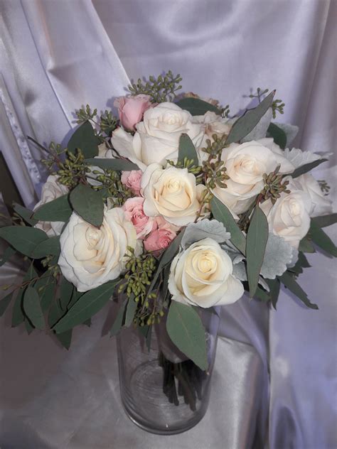 Fall wedding flower top tips start with a mood board. Bouquet with wonderful stems of seeded eucalyptus ...