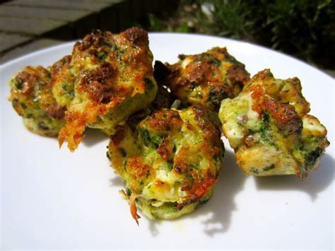 Not all foods labeled whole grain are a good source of fiber. mamacook: Spinach and goats cheese bites for babies and ...