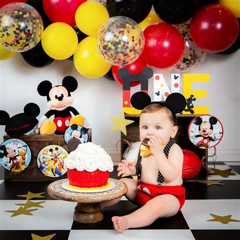 Pin By Solangie Castillo On Baby Mickey First Birthday Mickey 1st