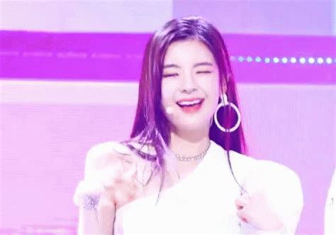 Discover and share the best gifs on tenor. Lia Lia Itzy GIF - Lia LiaItzy ItzyLia - Discover & Share GIFs