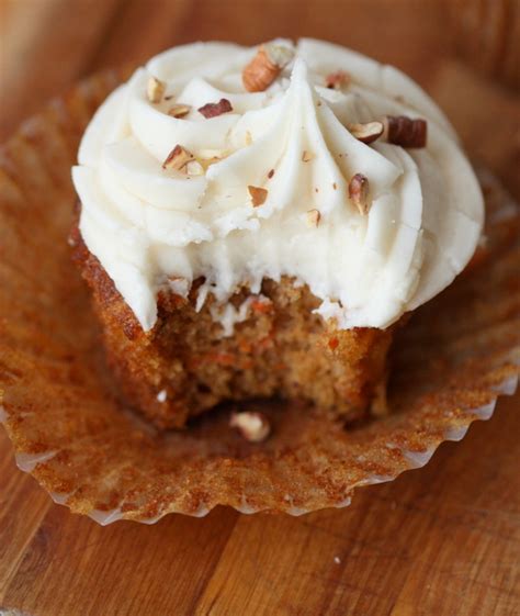 Easy carrot cake with cream cheese icing. best carrot cake recipe paula deen