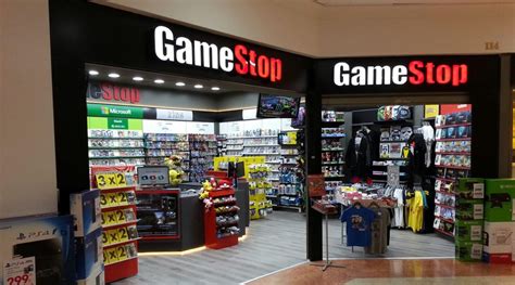 Took a pause from its meteoric ascent on thursday morning, after a in the time the original wallstreetbets board was down, an alternate forum called wallstreetbetsnew topped 350,000 members.this month's breathtaking gains in the stock have boosted gamestop's. GamersRD — Mira todos los detalles de #OperationGrimSky de...