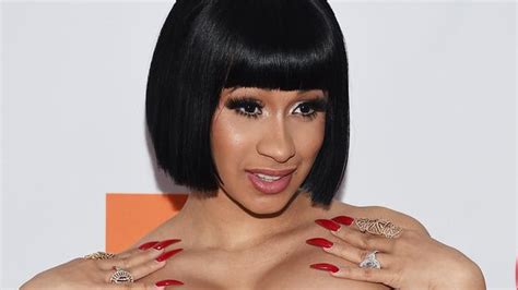 Cardi B Turned Herself Into Police On An Assault Warrant For Beating