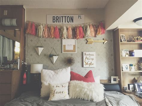 20 dorm decorations for wall decoomo