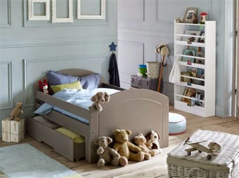 Craquez pour l'un de nos nombreux modèles de vêtements pour les garçons. Dormitorios juveniles en celeste y gris - Ideas para ...