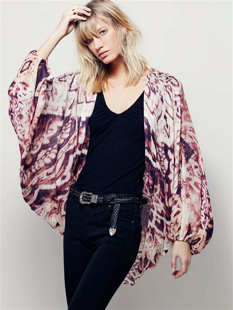 Pin by Dani Rose on KIMONOS | Clothes for women, Free people clothing ...