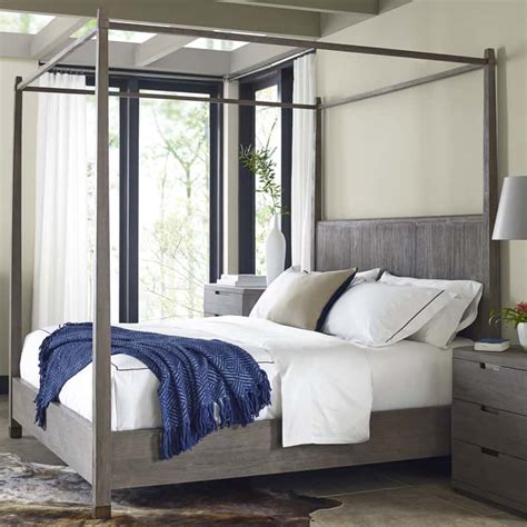 25 Dreamy Bedrooms With Canopy Beds Youll Love