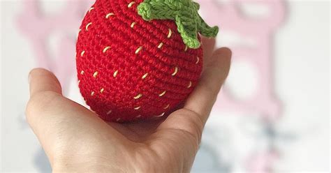 Amigurumi Strawberry Free Crochet Pattern