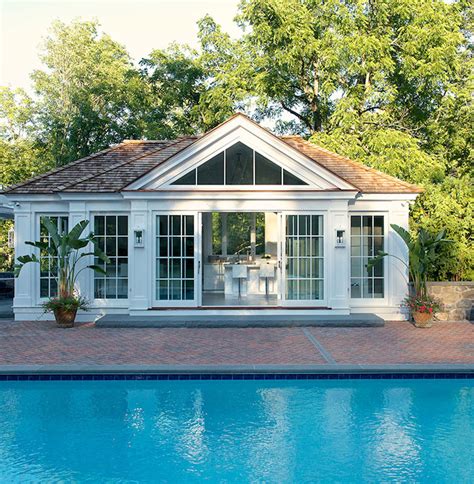Share all sharing options for: Contemporary Pool House