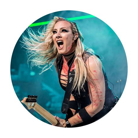 The Best Female Guitarists Of All Time Updated In 2022 Learn To