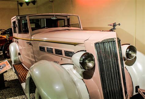 Antique Car Exhibits | Museum of Automobiles | Arkansas, United States