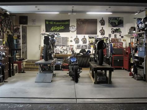 Motorcycle Garages Should Be Man Caves Motorcycle Garage Motorcycle