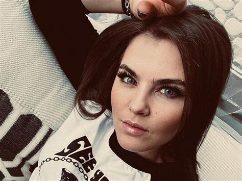 Картинки по запросу софья таюрская СМИ: солистка Little Big Софья Таюрская выходит замуж - TOPNews.RU