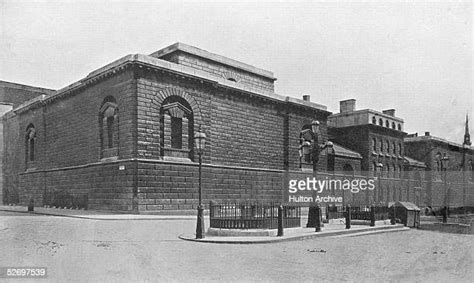 Newgate Prison In London Photos And Premium High Res Pictures Getty