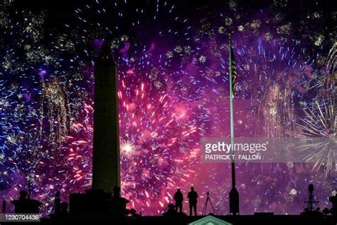 The White House Fireworks Photos And Premium High Res Pictures Getty