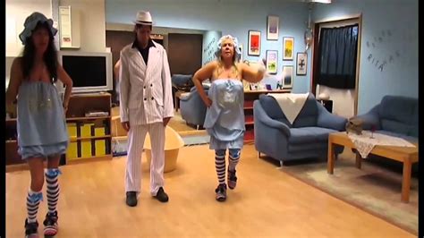 Helga feddersen & dieter hallervorden. Die Wanne ist voll Coverversion beim Supertalent 2015 ...