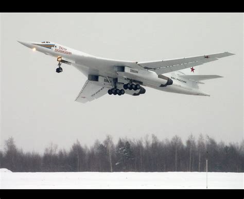 Putins New Supersonic Bomber Unveiled As Russia Readies For Nuclear
