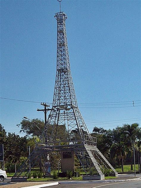Replicas Of The Eiffel Tower