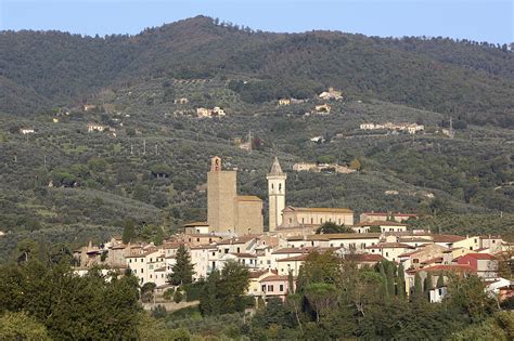 Vinci is listed on euronext's paris stock exchange and is a member of the euro stoxx 50 index. Vinci, Tuscany - Wikipedia