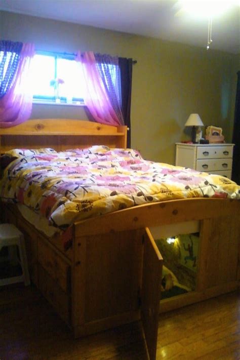 Get in my bed and kiss me. A kid's secret bed! | For the Home | Pinterest | Beds and Kid